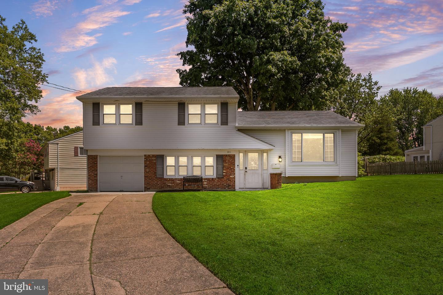 101 Saddle Ridge Rd Property Photo 1