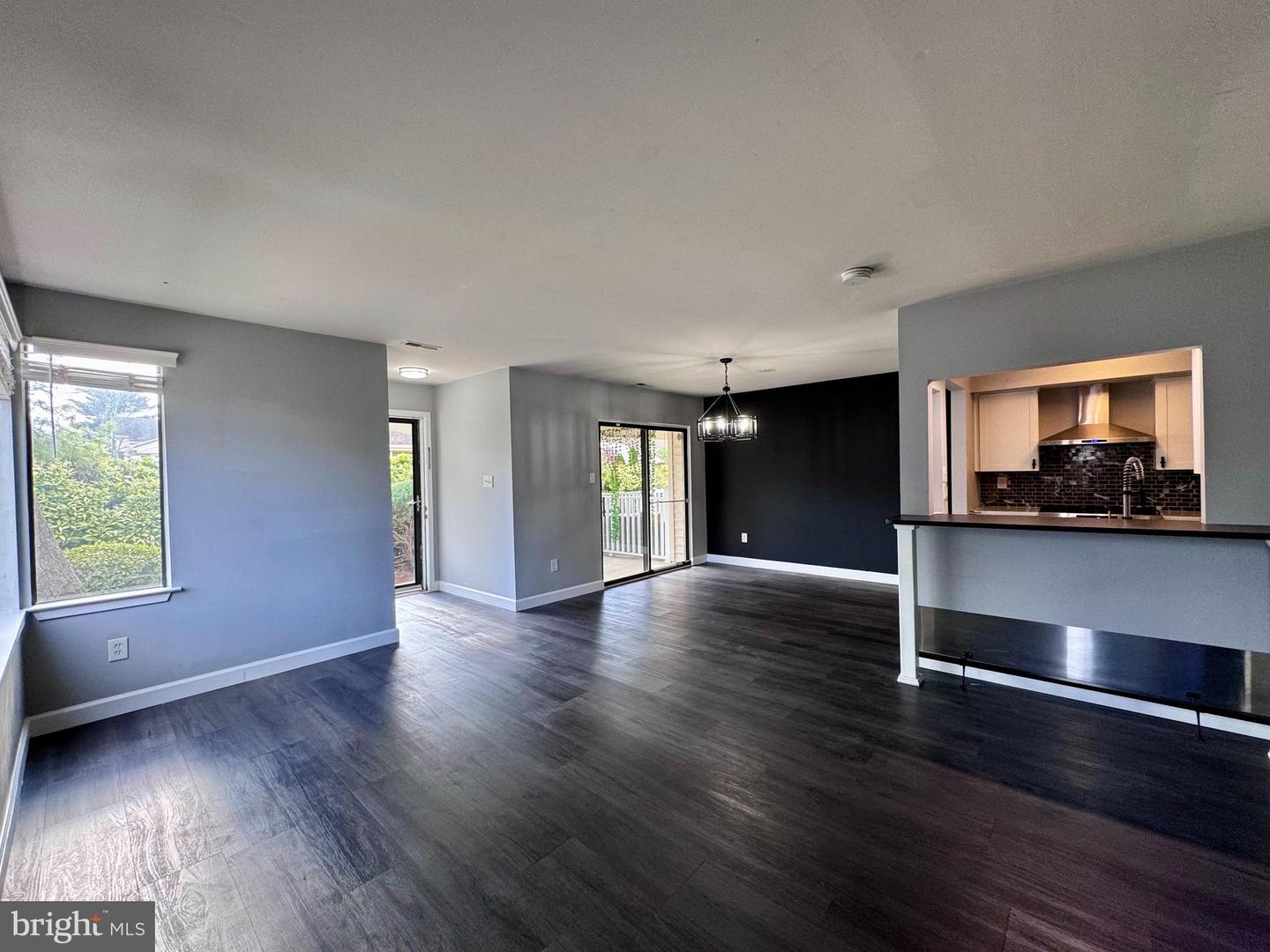 1403 Roberts Way Property Photo 11