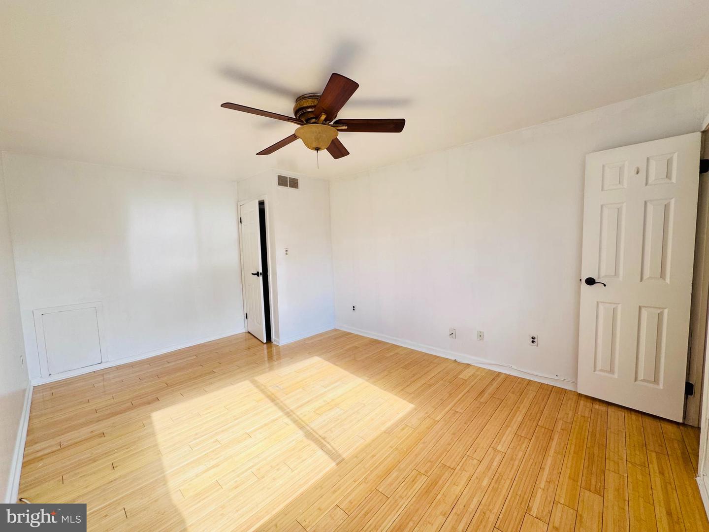 1403 Roberts Way Property Photo 15