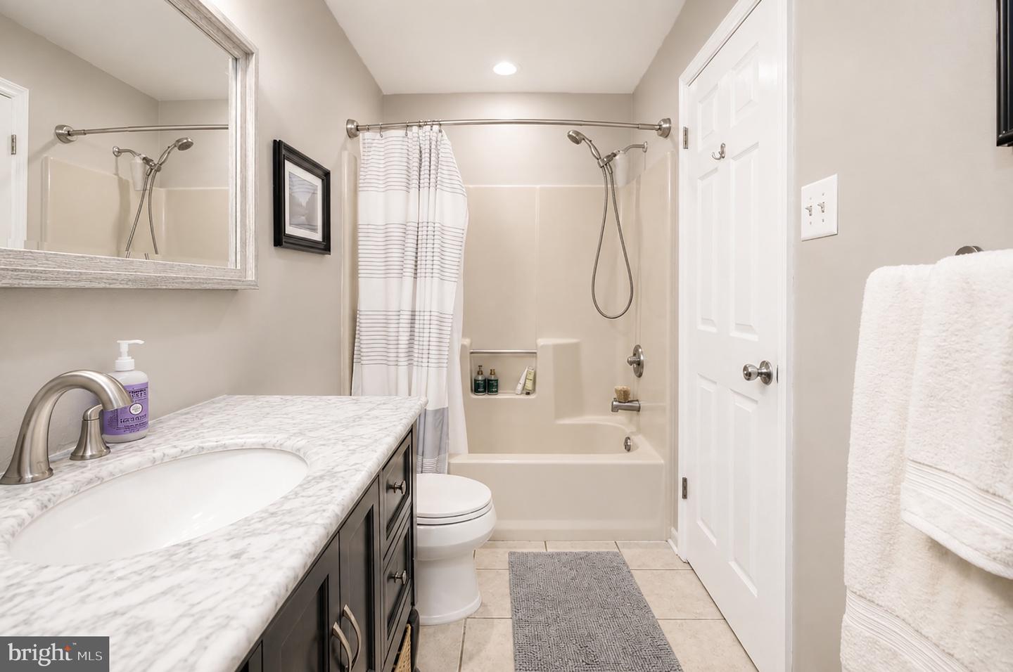411 Gregorys Way Property Photo 18