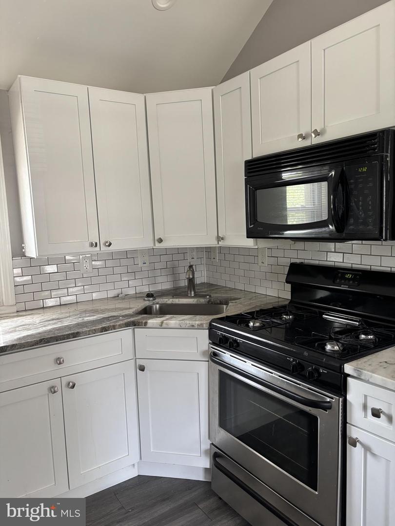 501 Rt W Property Photo 8