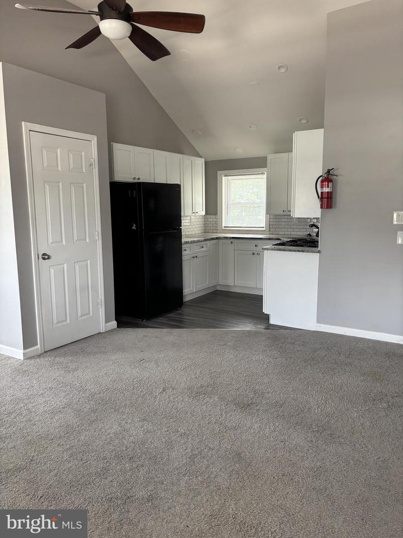 501 Rt W Property Photo 9