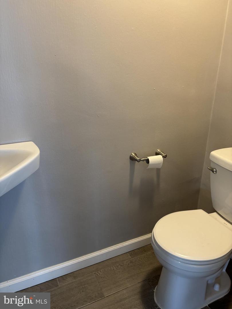 501 Rt W Property Photo 16
