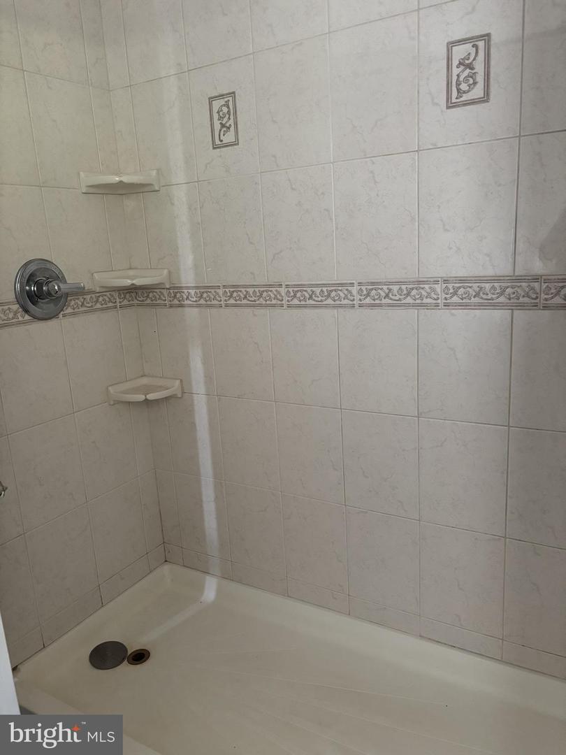 501 Rt W Property Photo 17