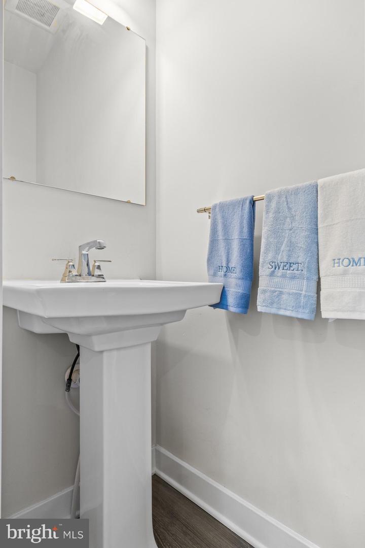 174 Freedom Way Property Photo 16