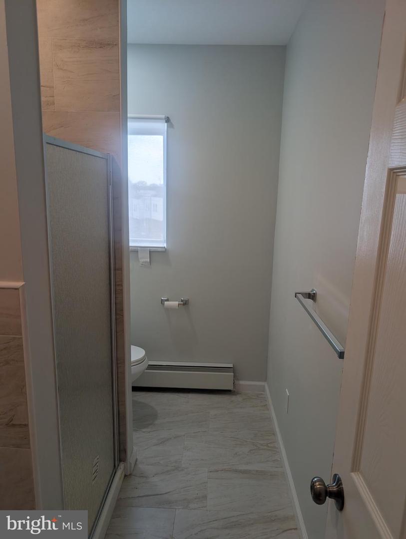 3183 N Rosedale Ave Property Photo 13