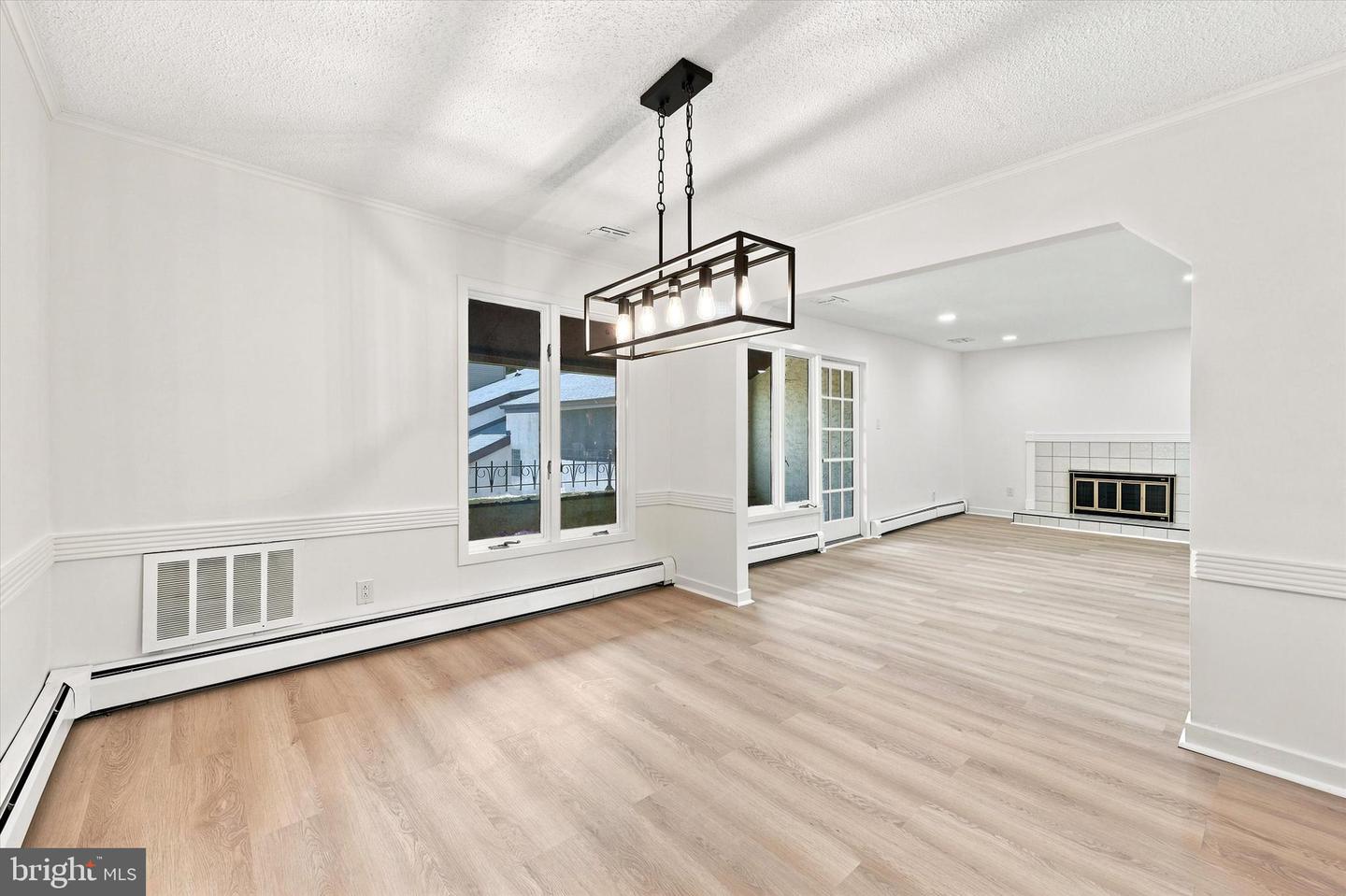 145 Centura Property Photo 5