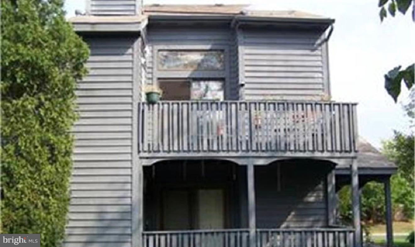 2302 SANDRA RD
