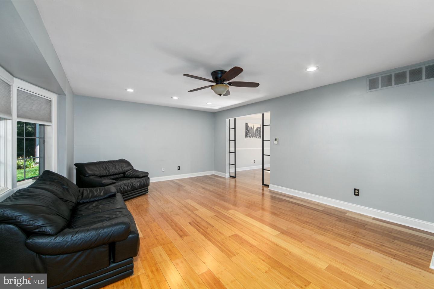 9 Forest Hill Dr Property Photo 7