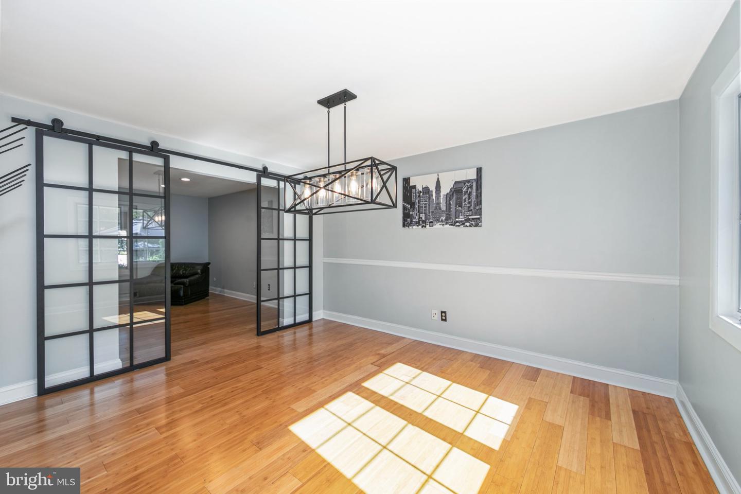 9 Forest Hill Dr Property Photo 10