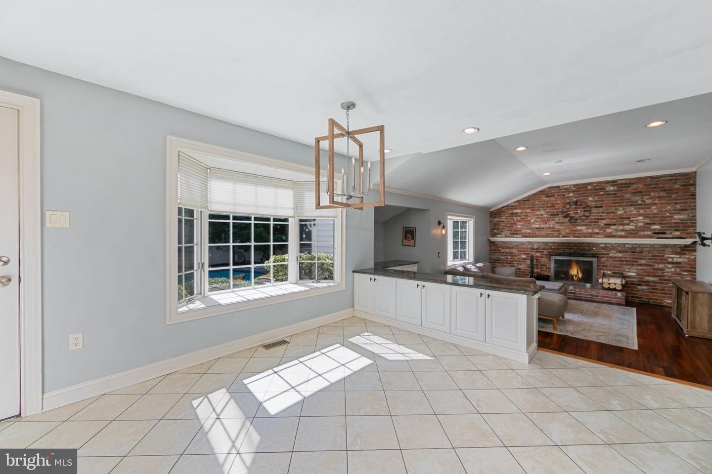 9 Forest Hill Dr Property Photo 13