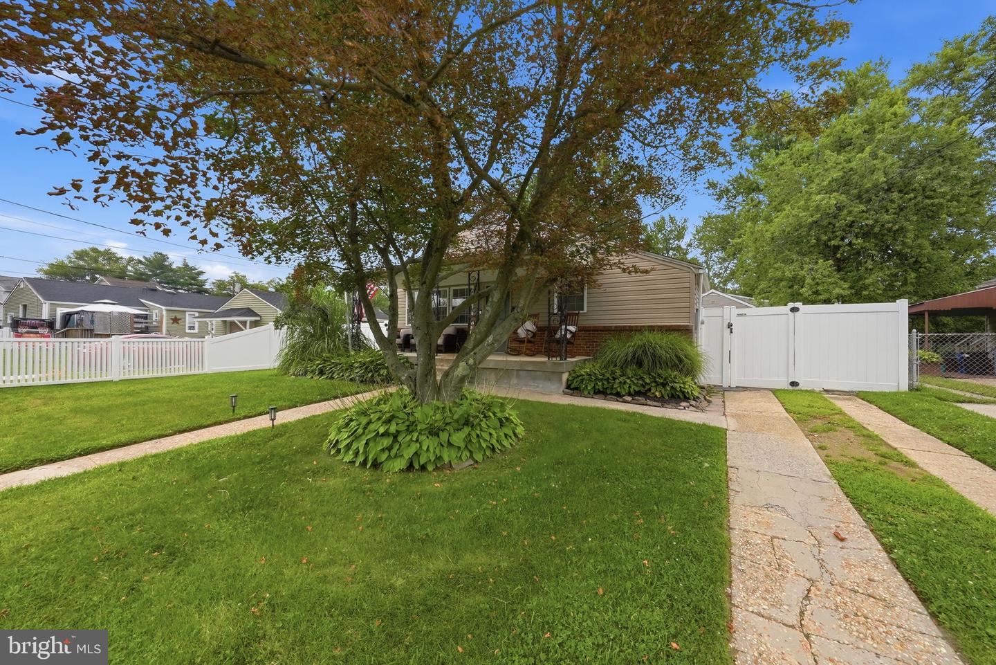 2 Payne Ave Property Photo 2