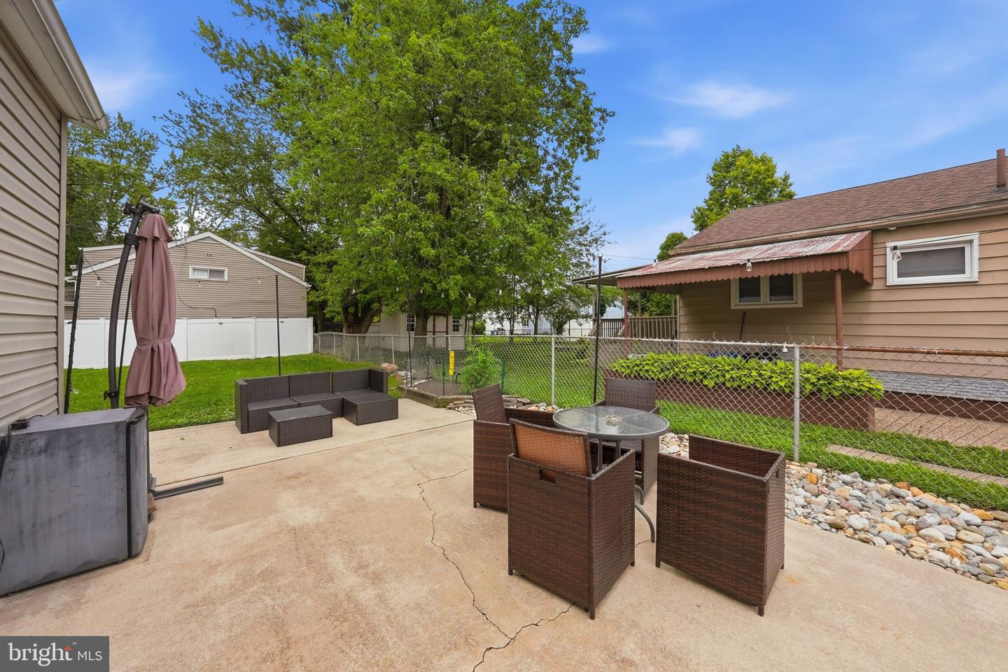 2 Payne Ave Property Photo 27