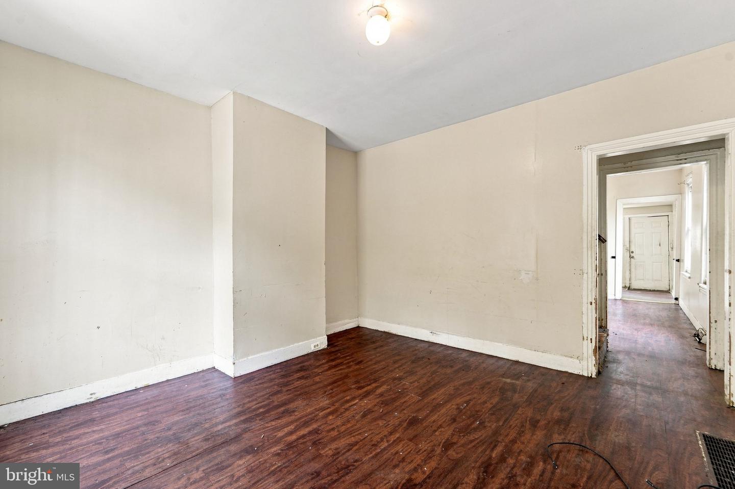 828-830 Mount Vernon St Property Photo 6