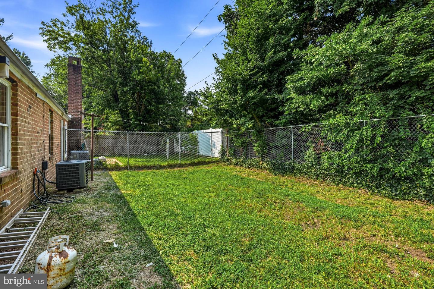 1603 Royal Pl Property Photo 25
