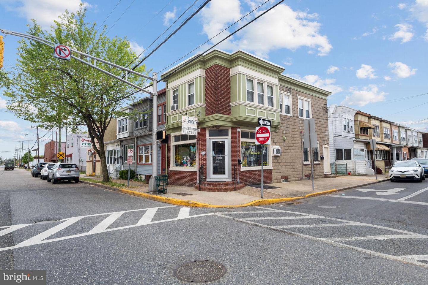501 S Broadway Tpke Property Photo 1