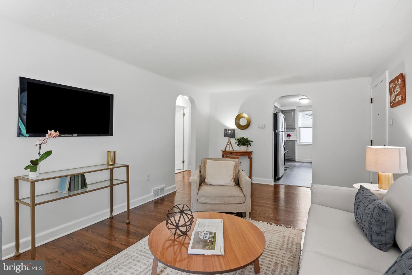6 Whitman Ave Property Photo 6