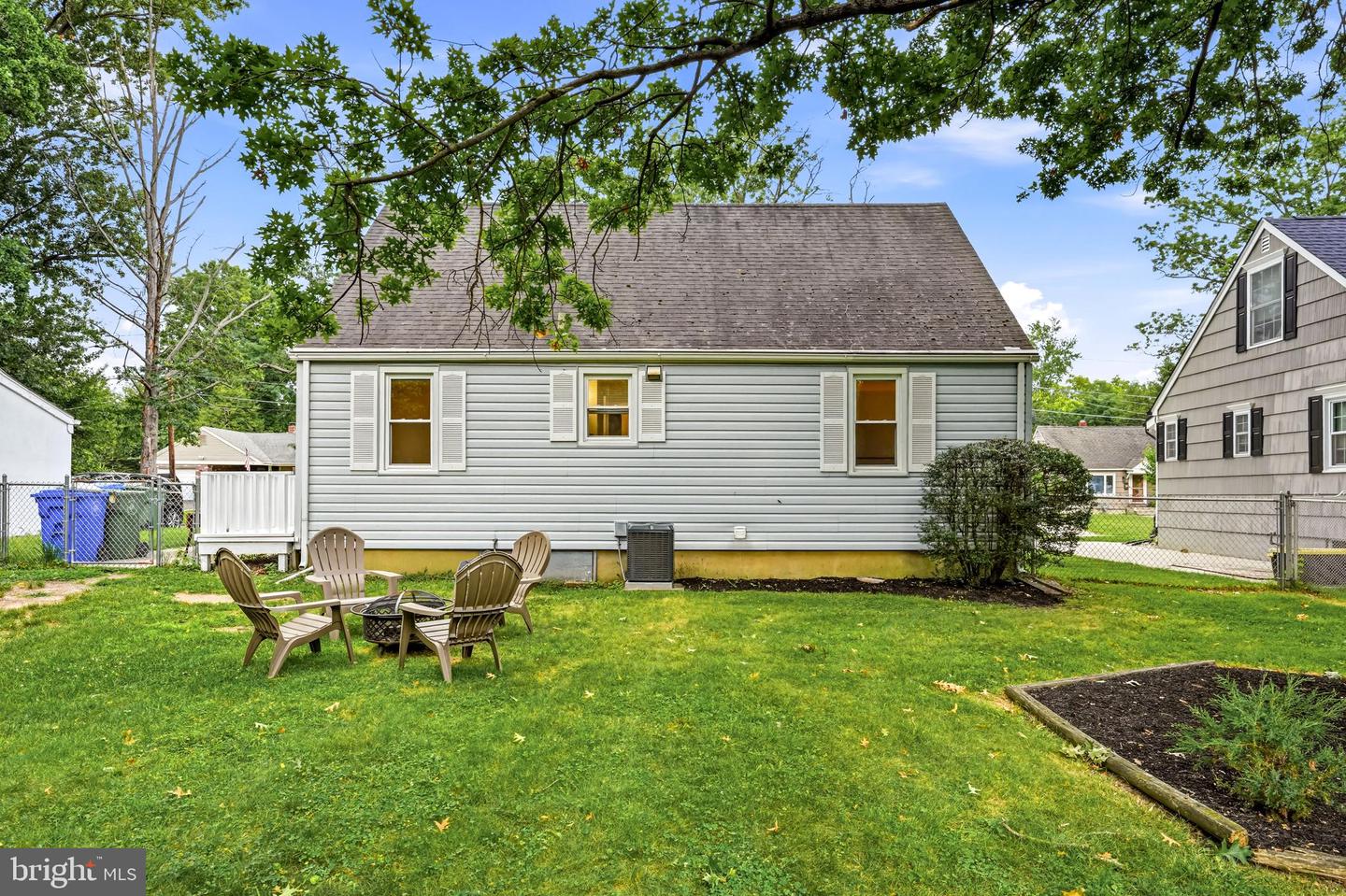 6 Whitman Ave Property Photo 36