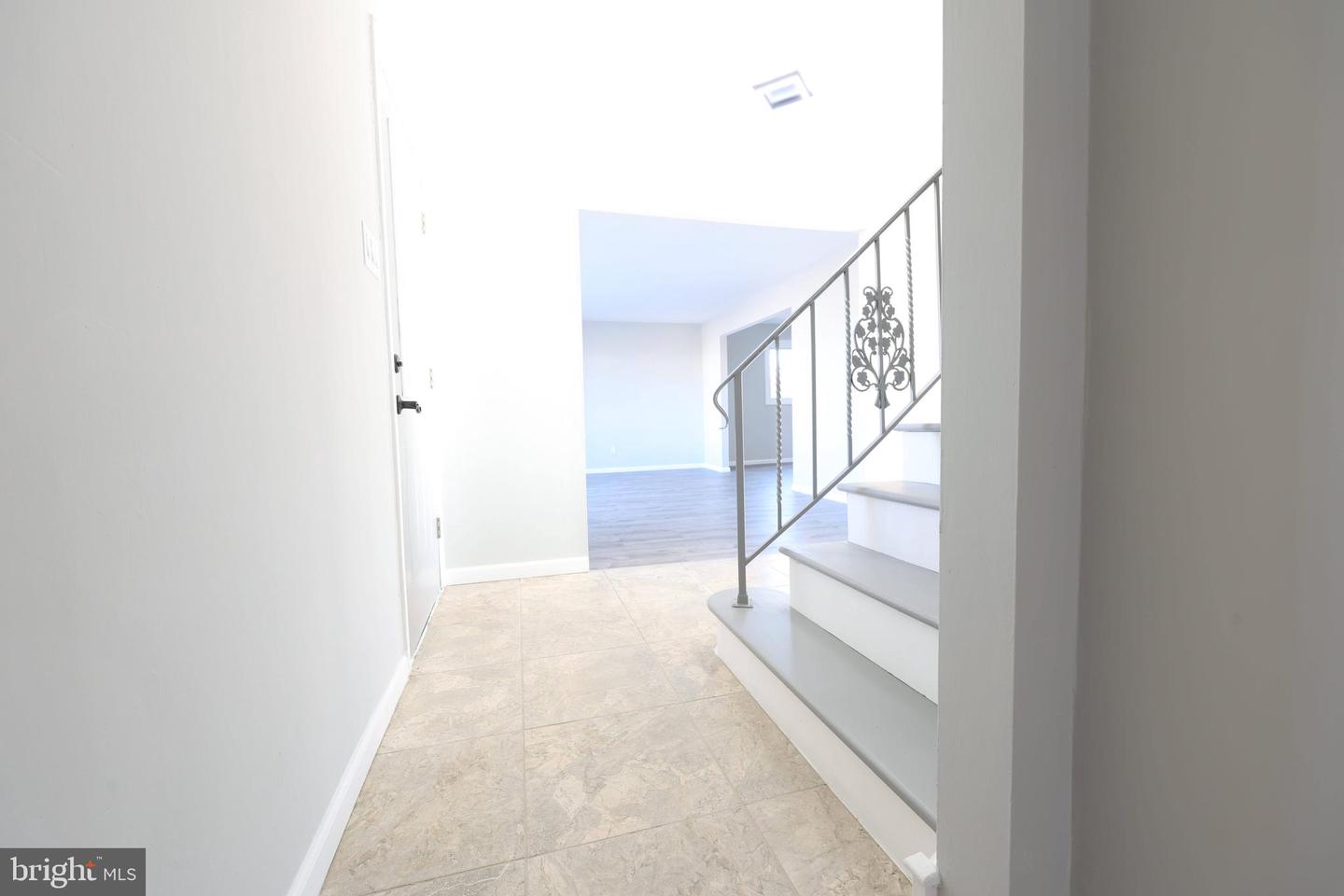 22 Clemson Rd Property Photo 16