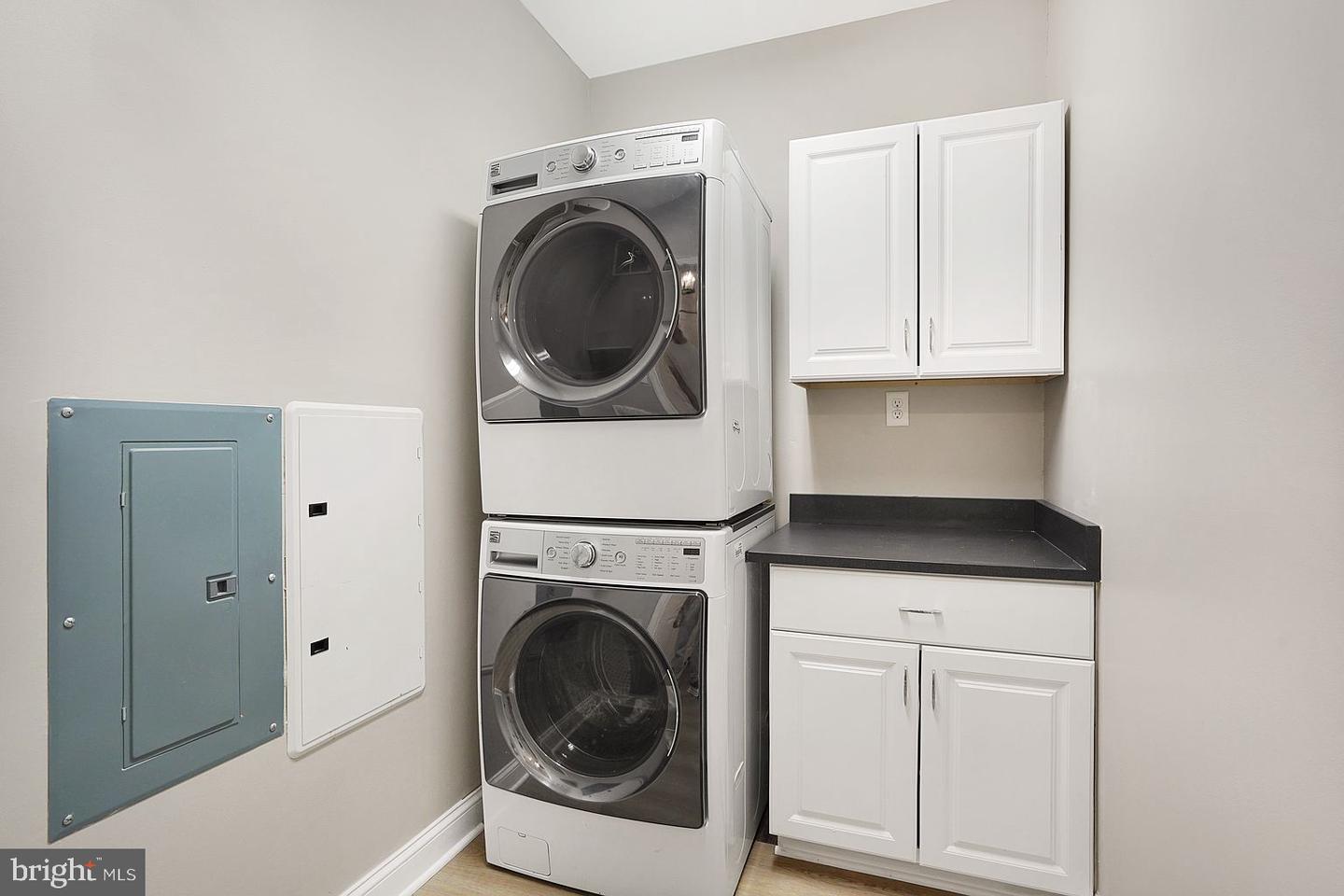 4532 Champions Run Property Photo 17
