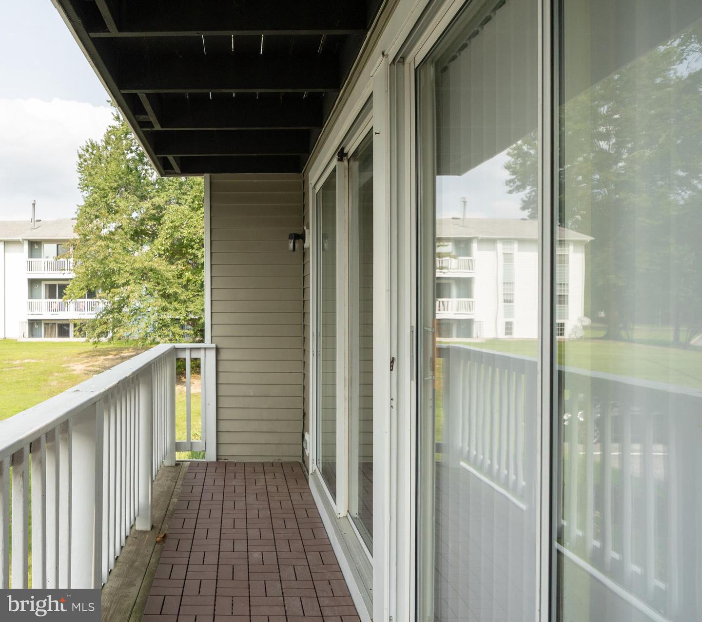53 Kenwood Drive Property Photo 2