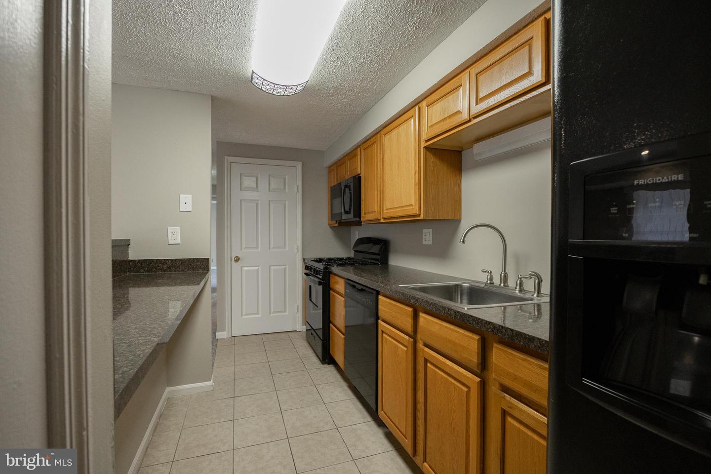 53 Kenwood Drive Property Photo 7