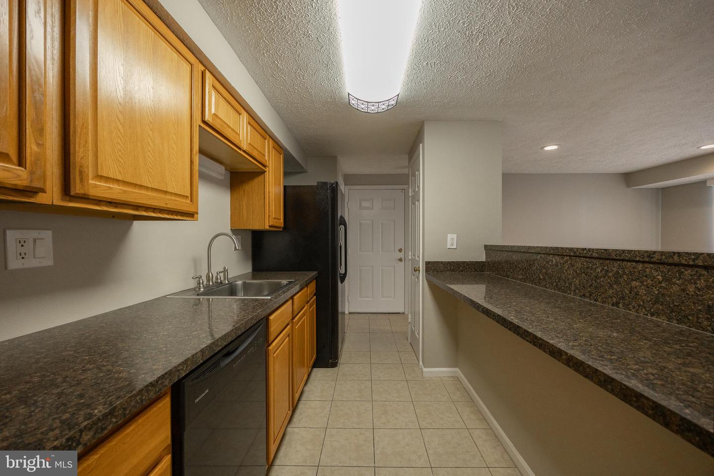 53 Kenwood Drive Property Photo 8