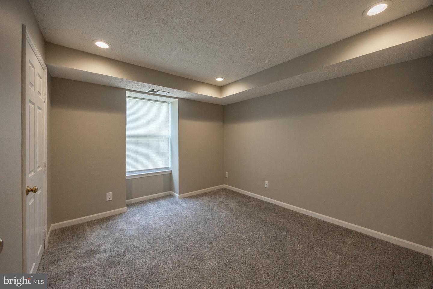 53 Kenwood Drive Property Photo 11