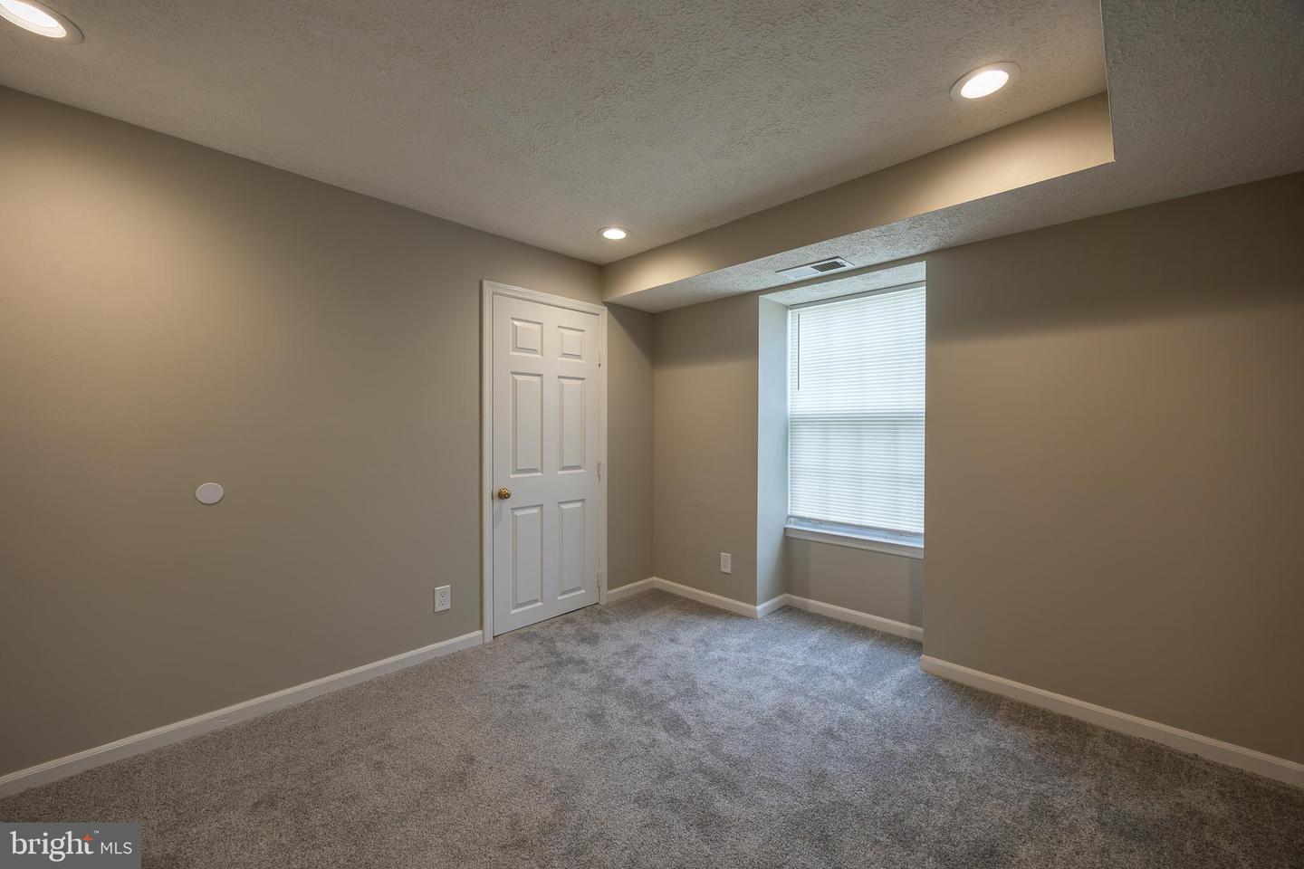 53 Kenwood Drive Property Photo 12