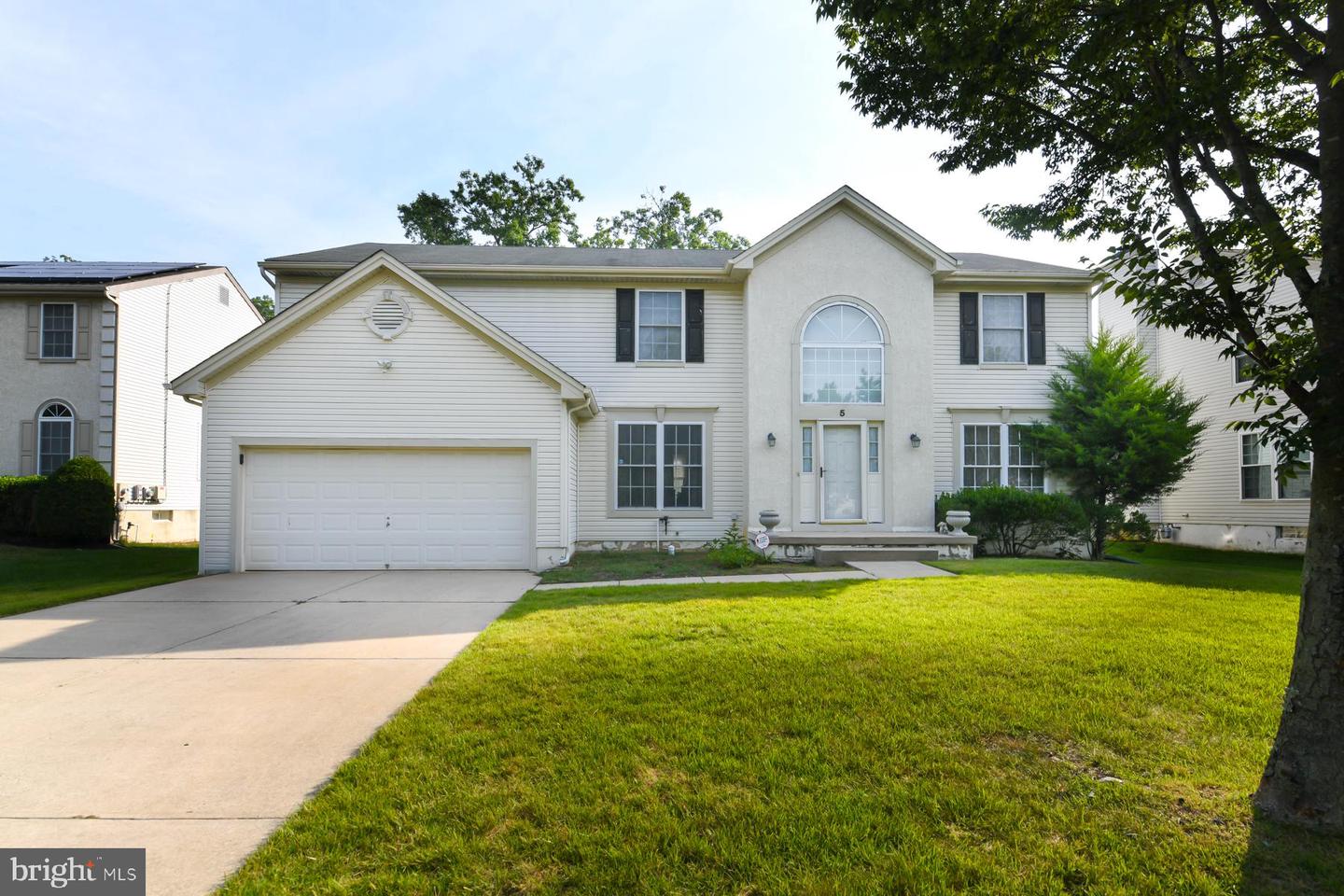 5 Brookstone Dr Property Photo 3