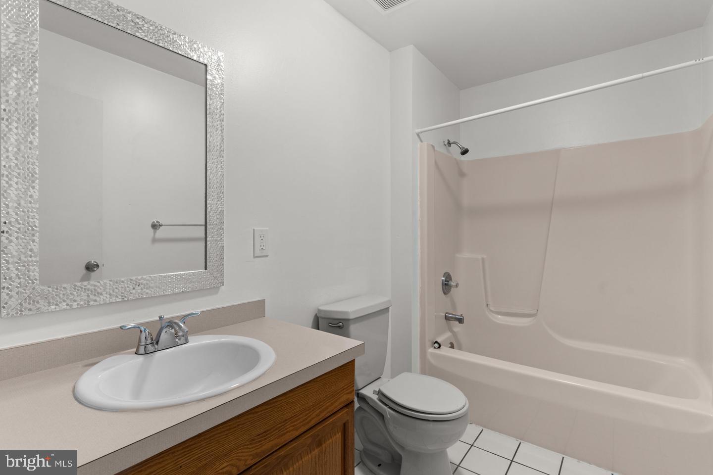 3069 River Rd Property Photo 36