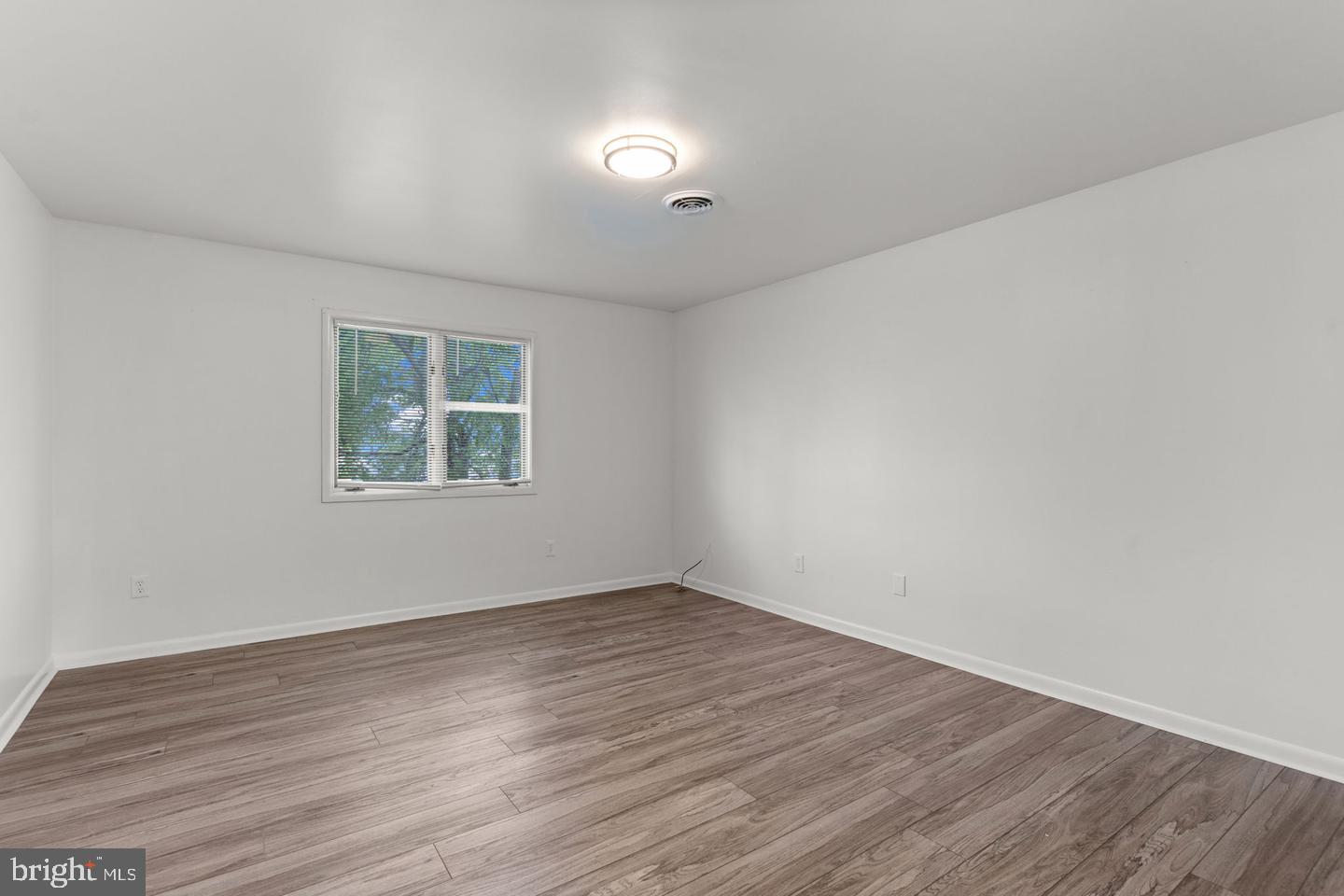 3069 River Rd Property Photo 42