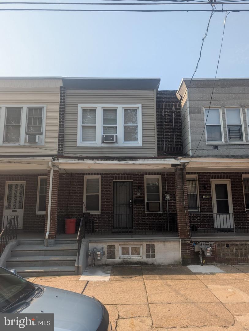 1262 Browning St Property Photo 1