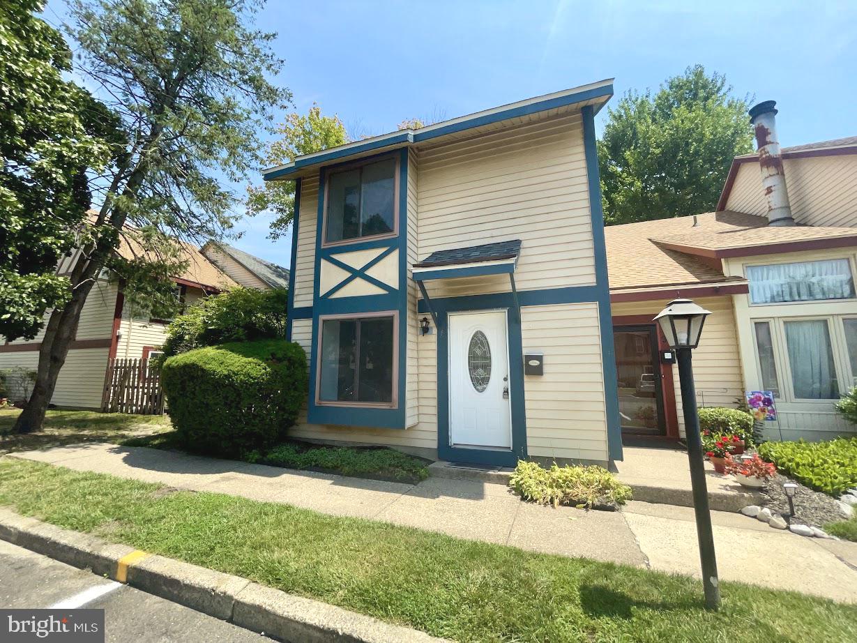 1 Dover Ct Property Photo 2