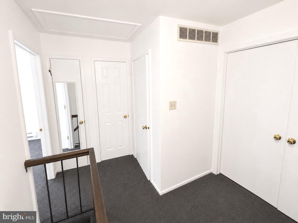 1 Dover Ct Property Photo 7