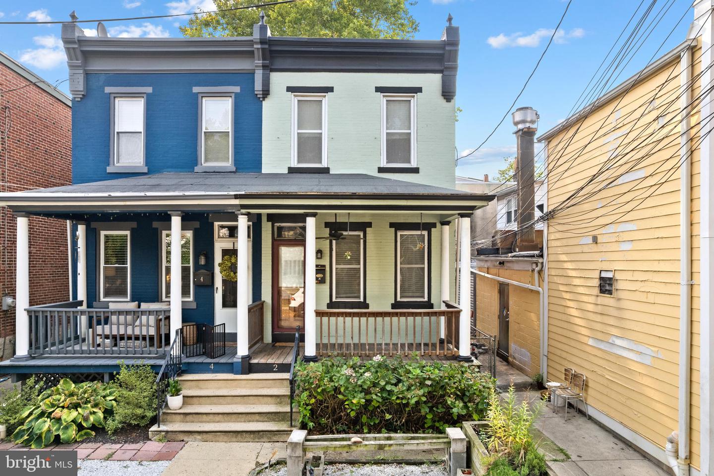 2 E Collings Ave Property Photo 1
