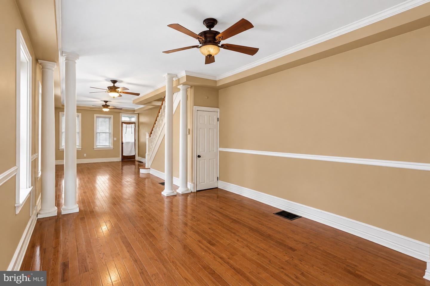 2 E Collings Ave Property Photo 3