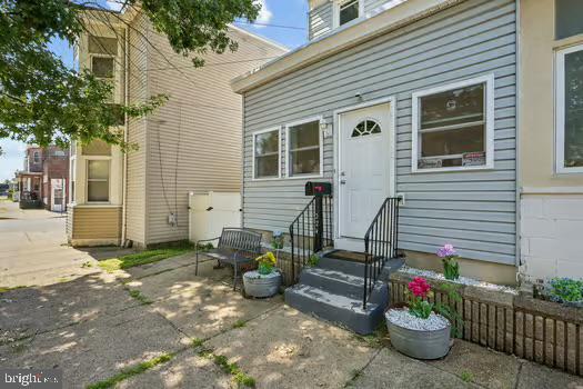 324 HUNTER ST