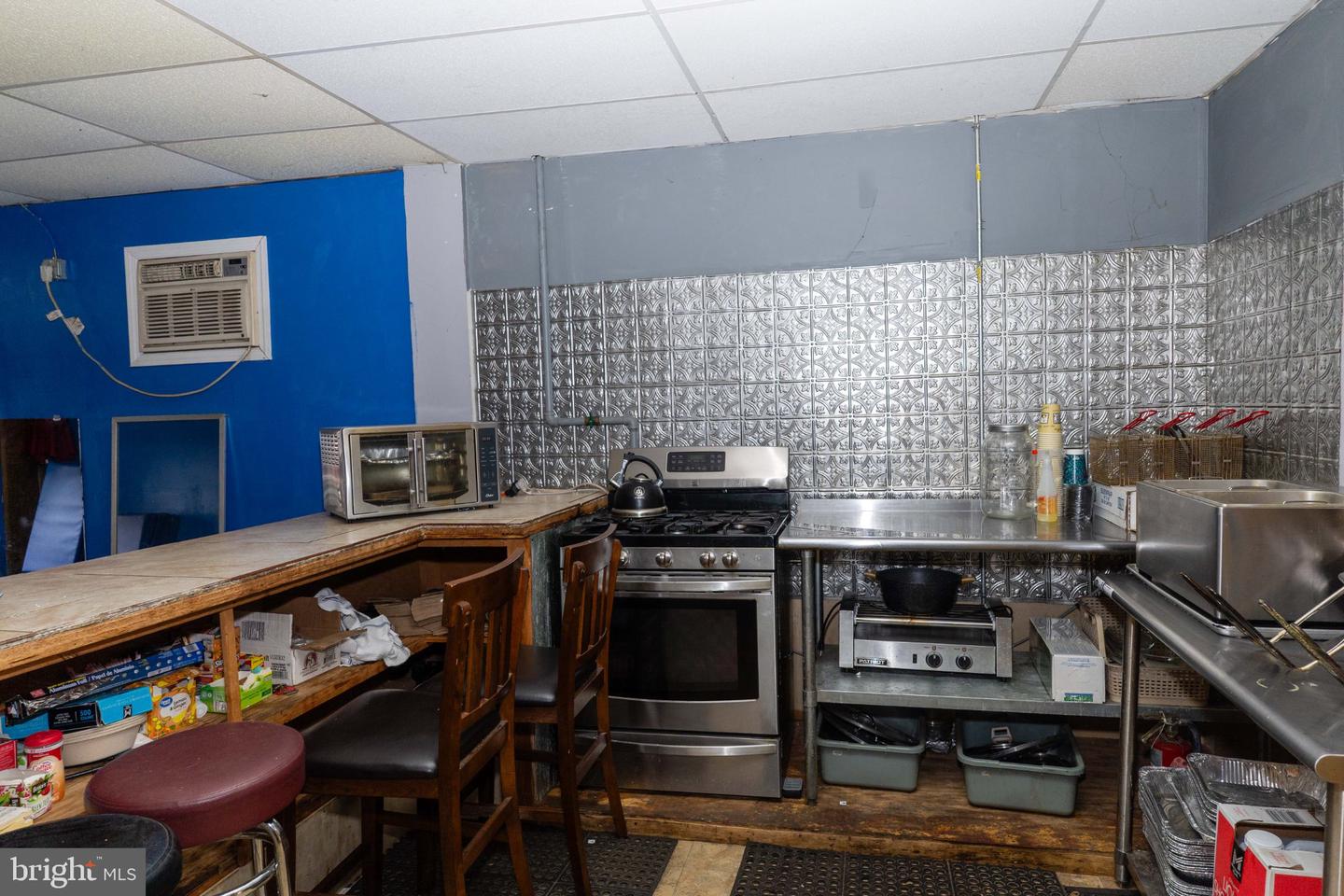 1128 Kaighn Ave Property Photo 11