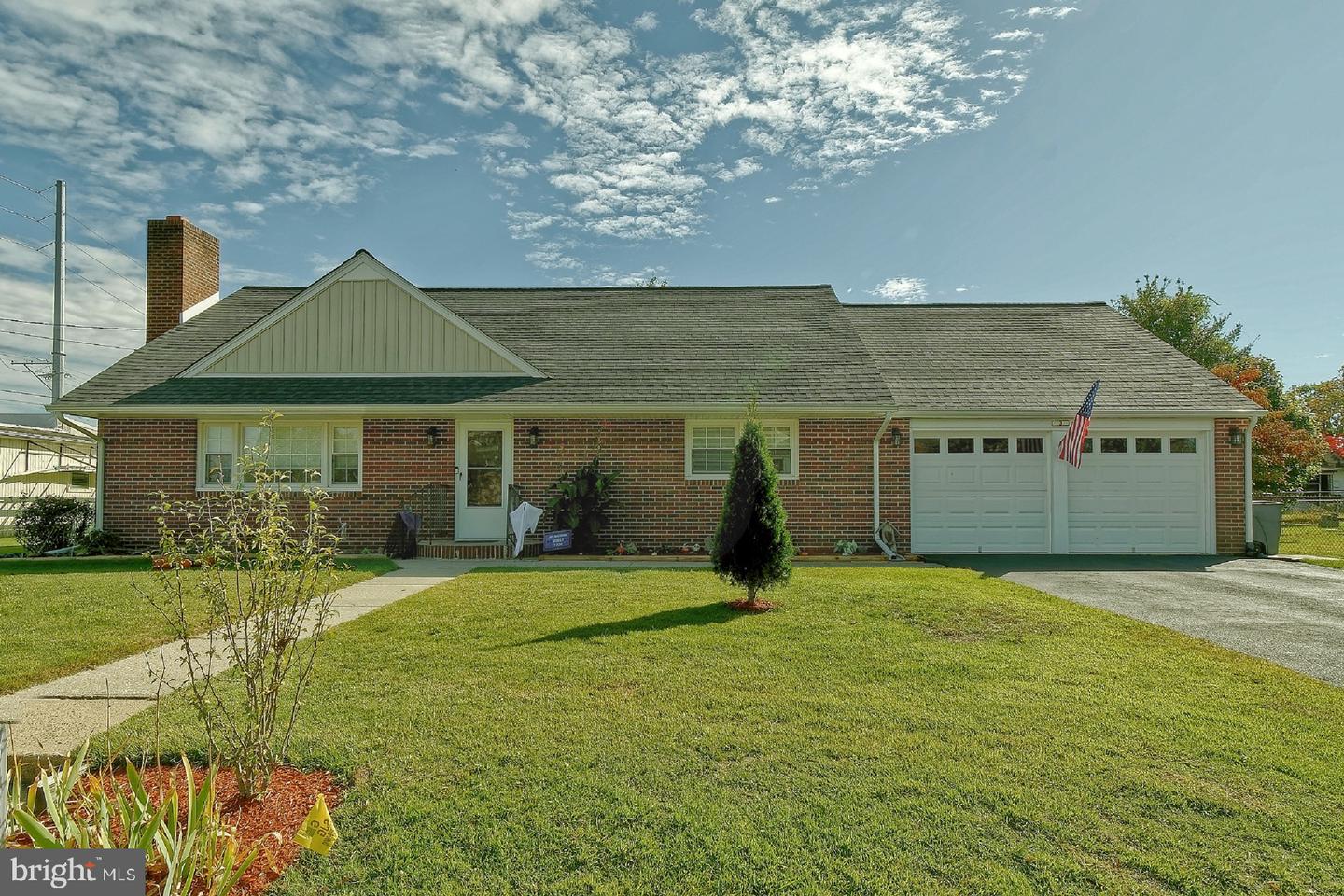 3 Belleview Ave Property Photo 1