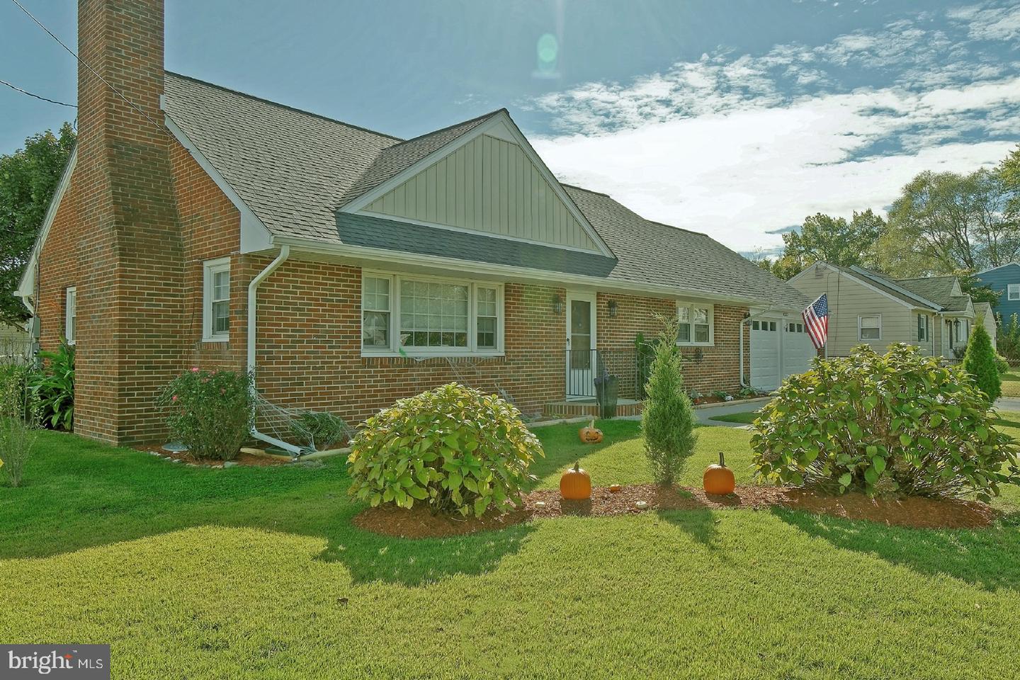 3 Belleview Ave Property Photo 2