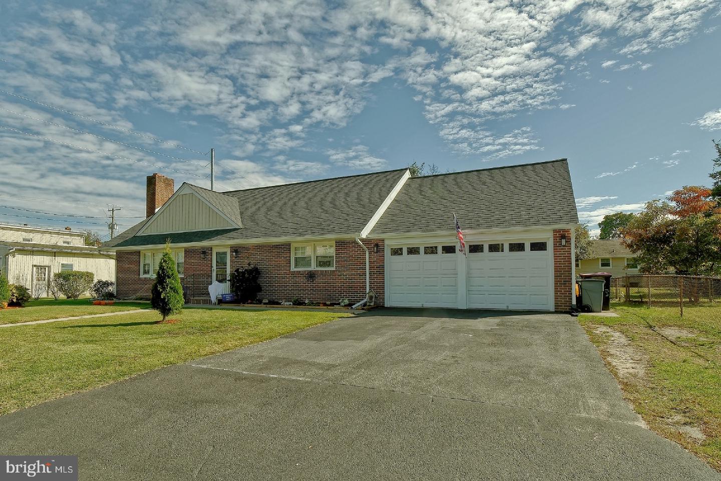 3 Belleview Ave Property Photo 3