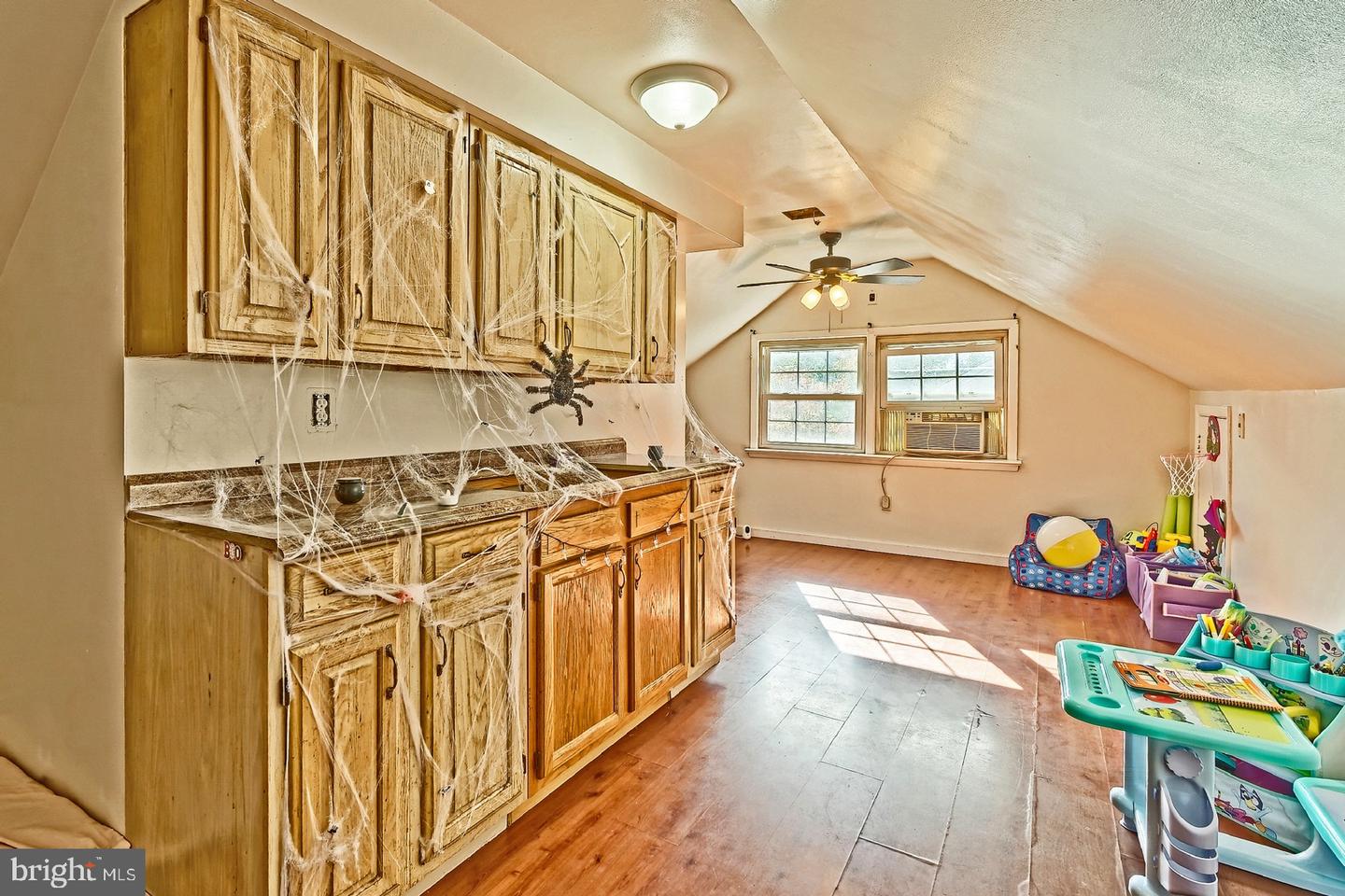 3 Belleview Ave Property Photo 20