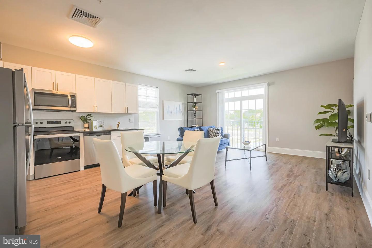 1200#1232 Whirlaway Lane Cherry Hill #1232 Property Photo 4