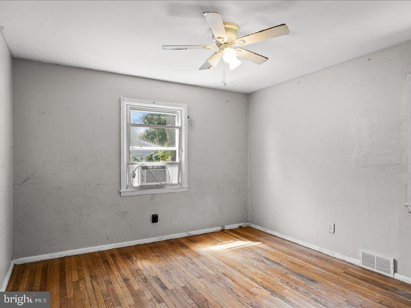 210 Countiss Ave Property Photo 13