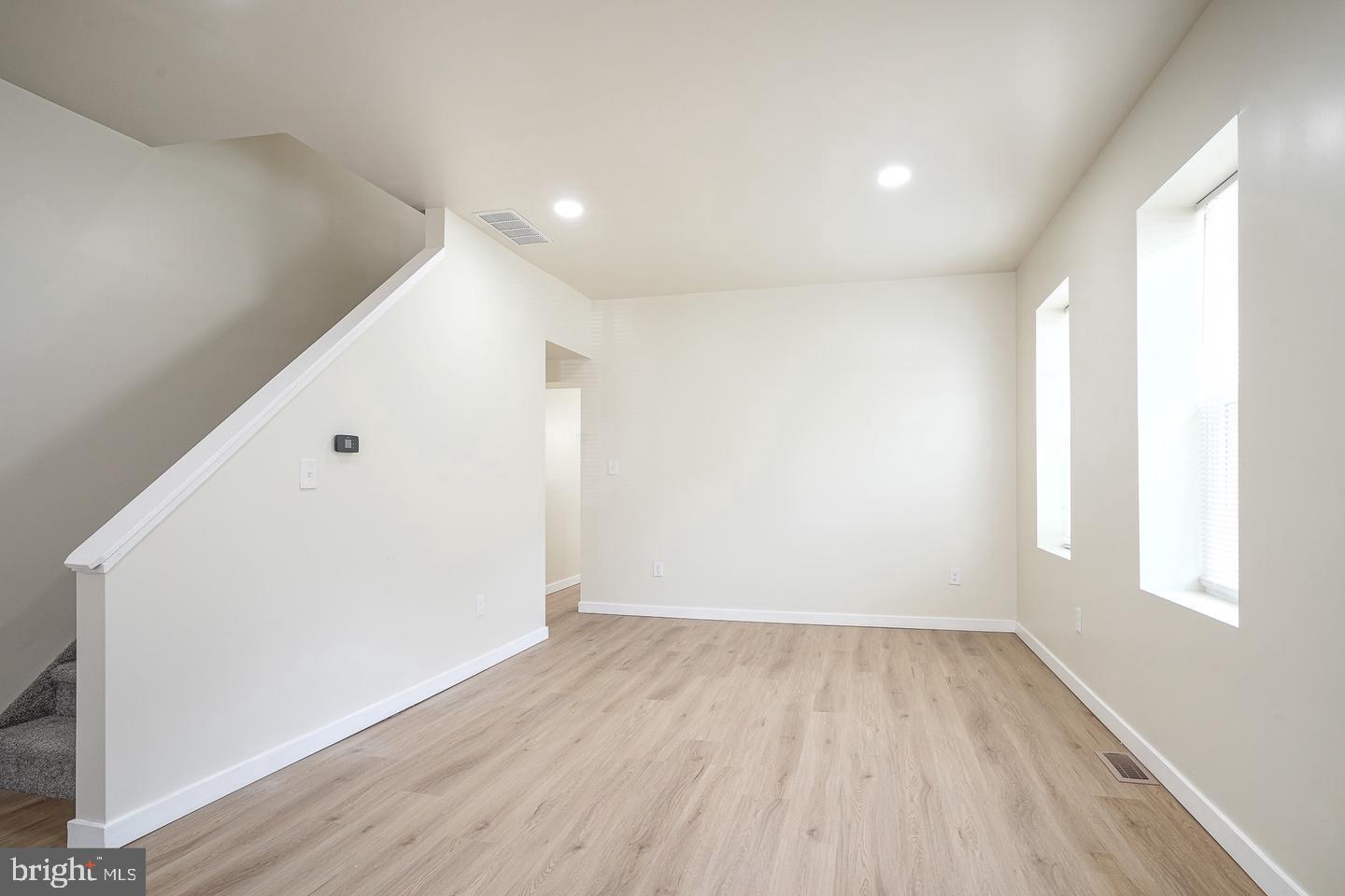 1830 Filmore St Property Photo 4