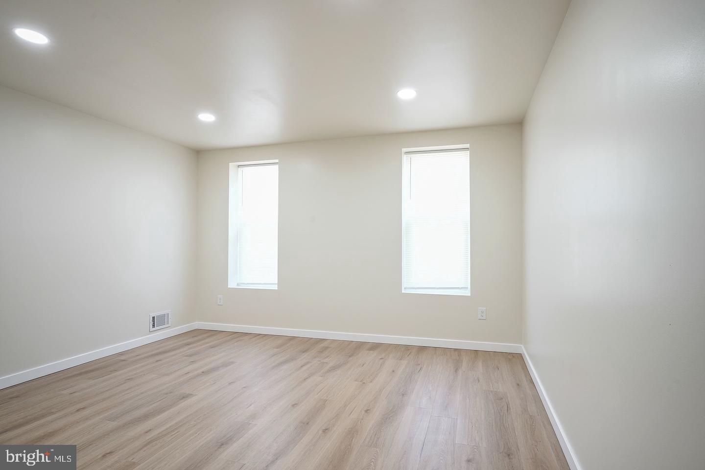 1830 Filmore St Property Photo 18