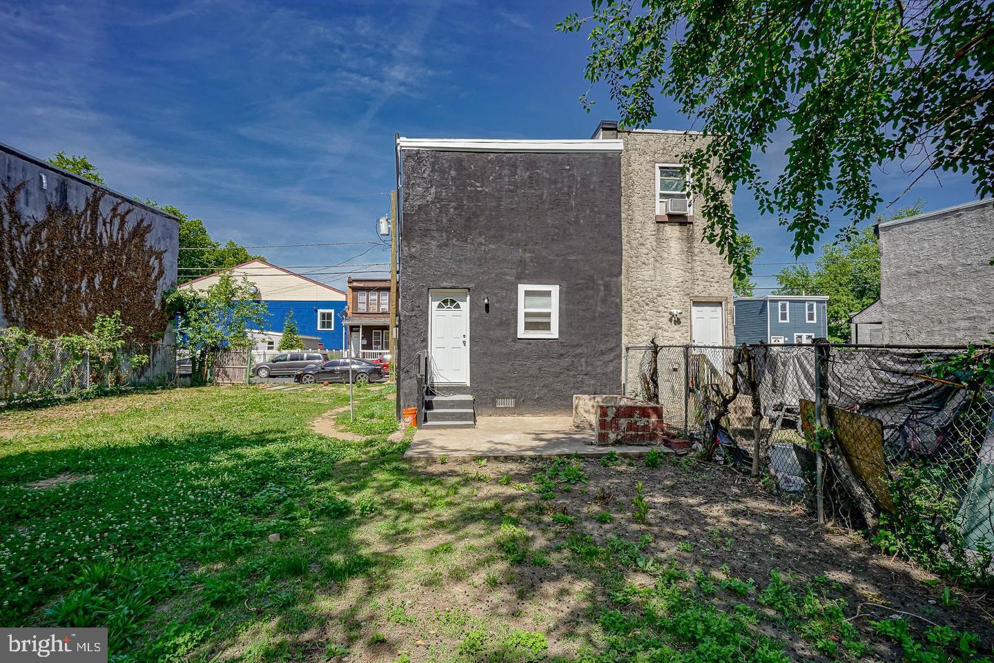 1830 Filmore St Property Photo 28