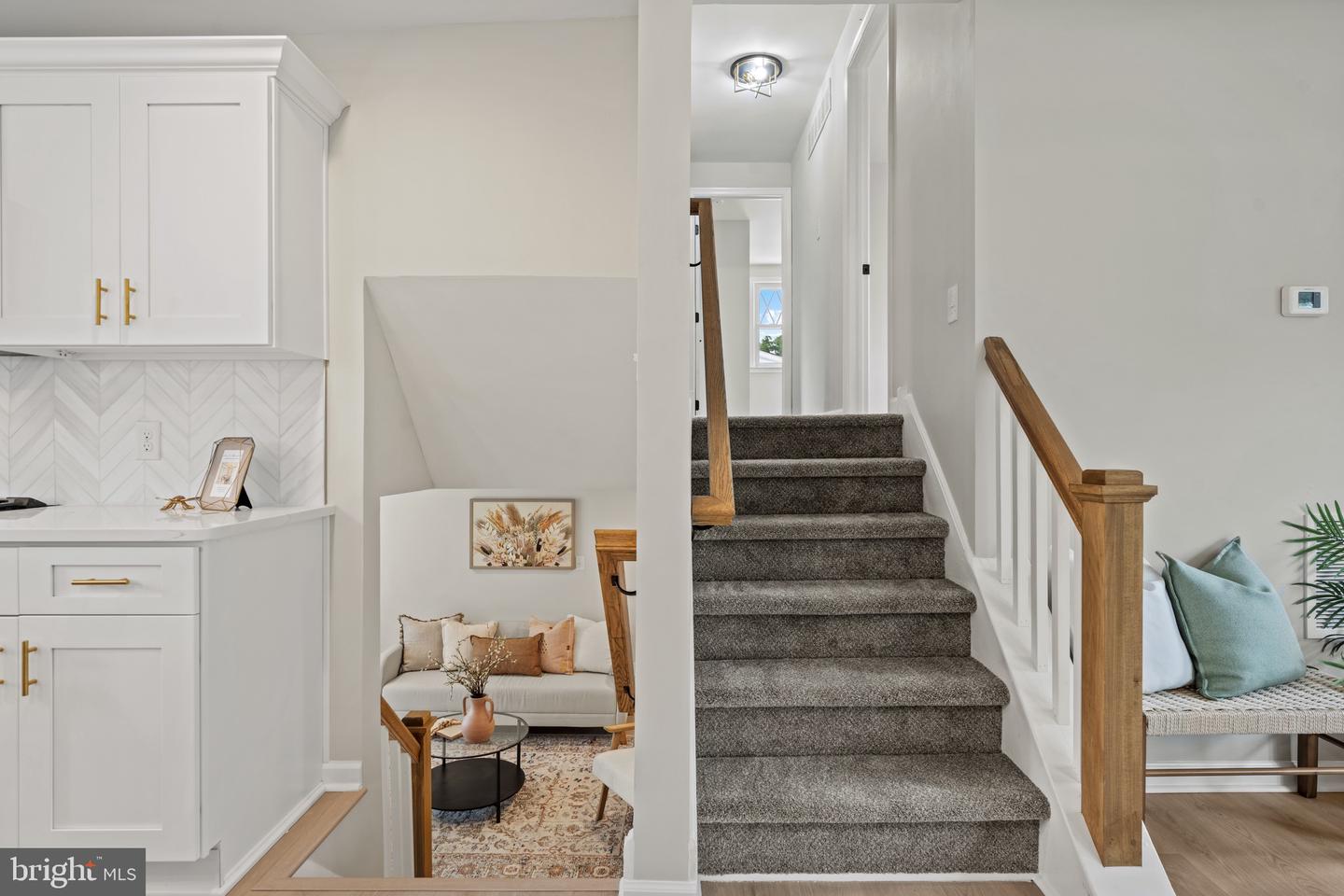 307 Gloucester Ave Property Photo 16