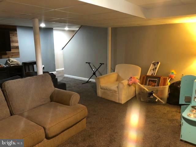 5 Cloverdale Rd Property Photo 7